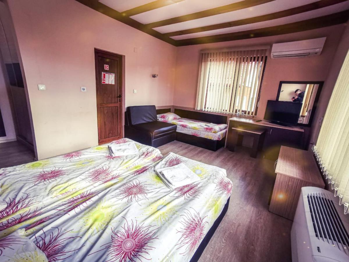 Hotel Alikante Sarnitsa Buitenkant foto