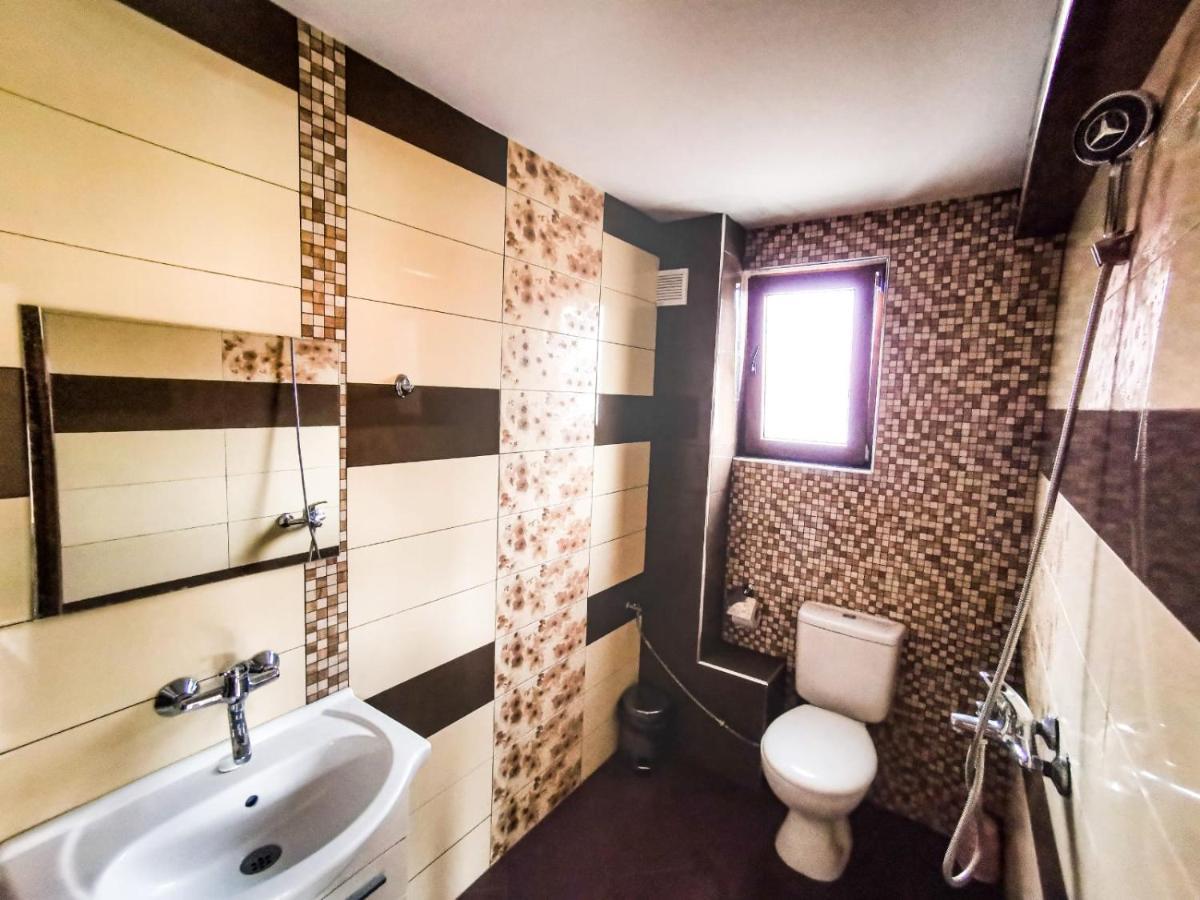 Hotel Alikante Sarnitsa Buitenkant foto